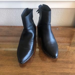 American Eagle Booties